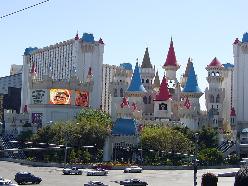 File:Excalibur Las Vegas 2006.jpg