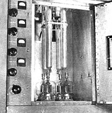 10 kW FM broadcast transmitter from 1947 showing quarter-wave resonant stub plate tank circuit FM radio transmitter resonant lines 1947.jpg