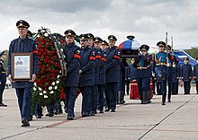 Afscheid van het lichaam van Alexander Prohorenko op vliegveld Chkalovsky 05.jpg