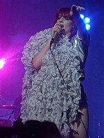 Florence Welch performing during the Lungs Tour in December 2009