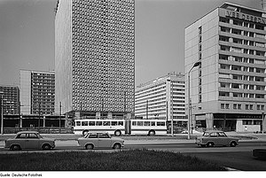 Dresdner Verkehrsbetriebe: Geschichte, Fahrzeuge, Betriebshöfe