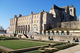 セル＝シュル＝ベル王立修道院