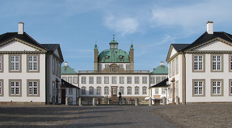 File:Fredensborg Slot 124.JPG