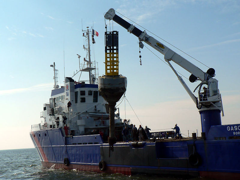 File:Gascogne buoy tender in sea trials 3.jpg