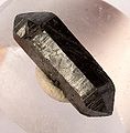 Gaudefroyite, N'Chwaning Mines, Afrique du Sud, 1.8 x 0.7 x 0.5 cm.