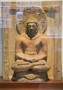 گوتم بدھ statue made of terracotta, میرپور خاص. (5th century CE).