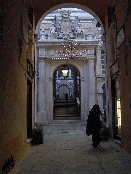 صورة:Genova - Palazzo Tursi.JPG