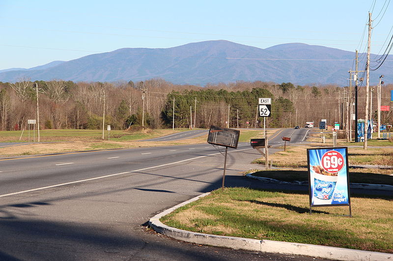 File:Georgia State Rotue 52 in Whitfield County.JPG