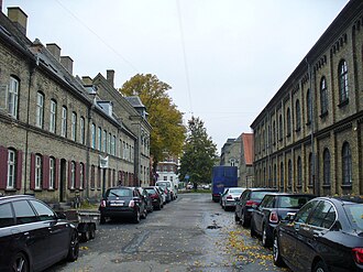 A Grey Row to the left (No. 17-31) and the former Gernersgade Barracks on the right Gernersgade 01.JPG