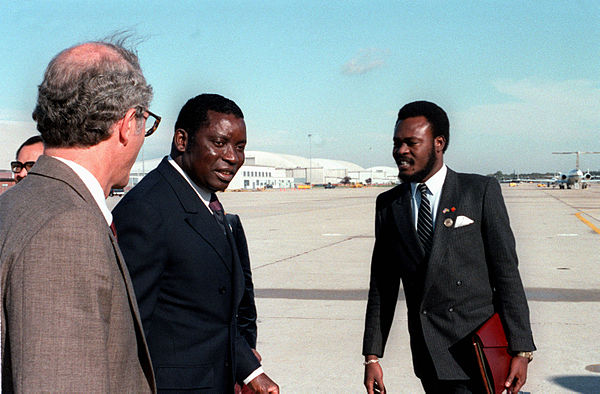 Eyadéma at Andrews Air Force Base, departing the United States after a state visit in 1983.