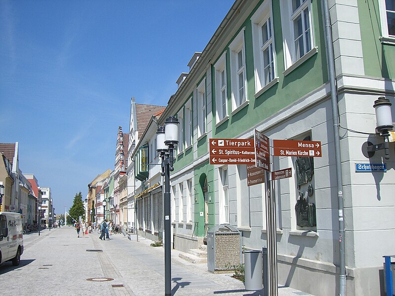 File:Greisfwald - Marktplatzecke.jpg