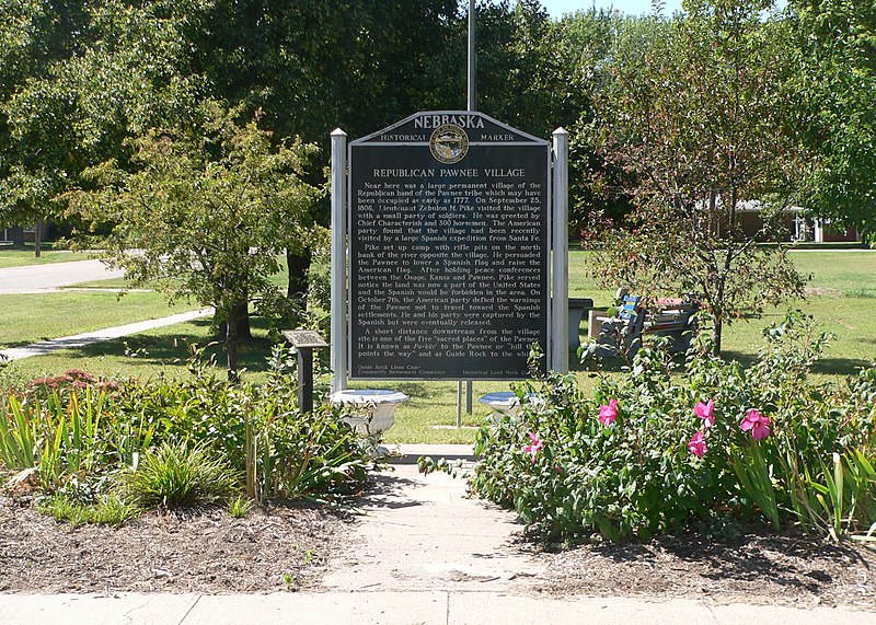 File:Guide Rock, Nebraska Pike marker.JPG