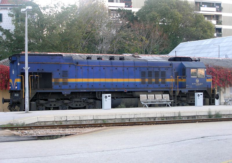 File:HŽ 2062-1 series locomotive (02).JPG