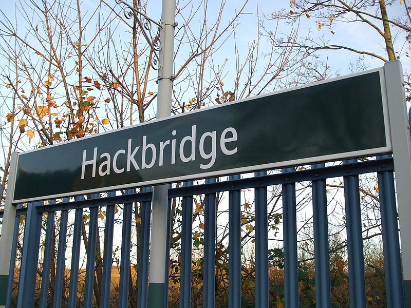 File:Hackbridge station signage.JPG