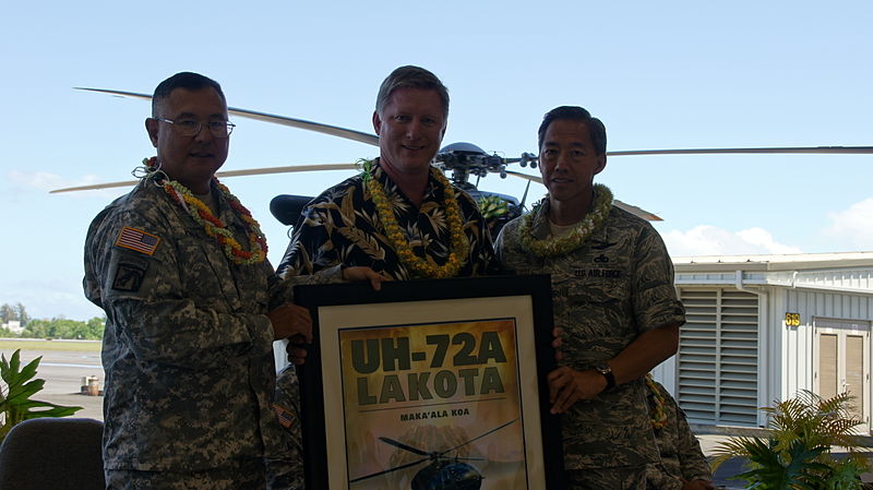 File:Hawaii Army National Guard dedicates new helicopters 120506-F-DL065-920.jpg