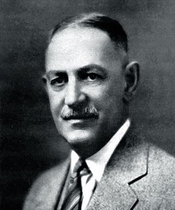 L.W. Hoffecker Hoffecker (cropped).jpg