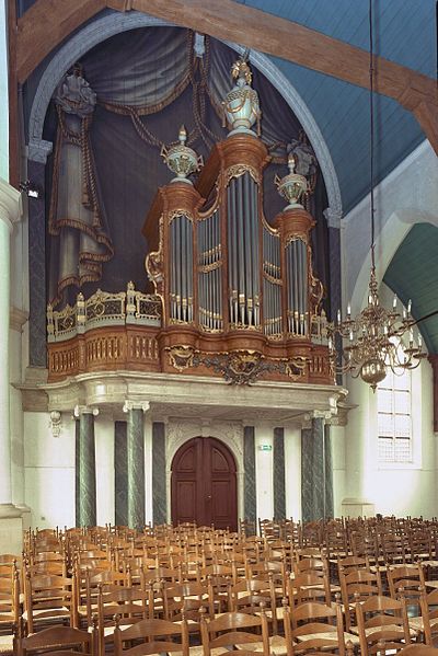 File:Interieur, aanzicht orgel, orgelnummer 863 - Leiderdorp - 20384908 - RCE.jpg