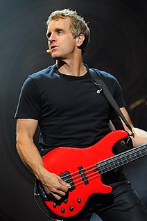 Jason Scheff American bassist, singer, and songwriter (born 1962)