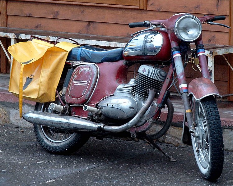 File:Jawa 175ccm - panoramio.jpg