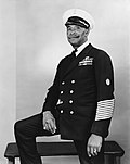 Miniatuur voor Bestand:John Henry Turpin, Chief Gunner's Mate, U.S. Navy, circa in the 1940s (NH 89471).jpg
