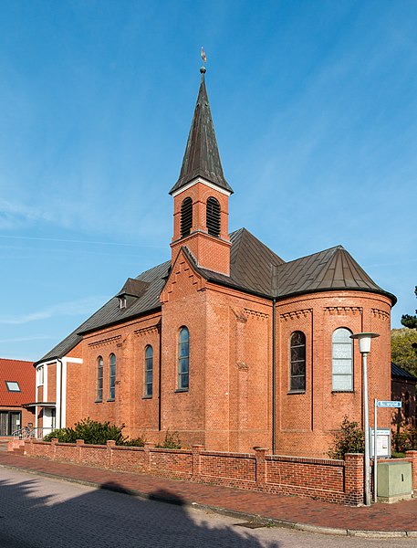 File:Juist, Kirche -Zu den heiligen Schutzengeln- -- 2014 -- 3468.jpg