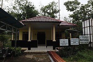 Kantor kepala desa Mayanau