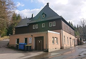 1948 nach Brand neu errichtete Kellerschleiferei, deren Nebengebäude als Teufelssteiner Hütte genutzt wurde