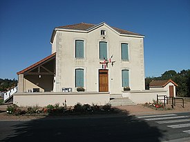 La Celle (Allier) mairie 2019-08-22.JPG