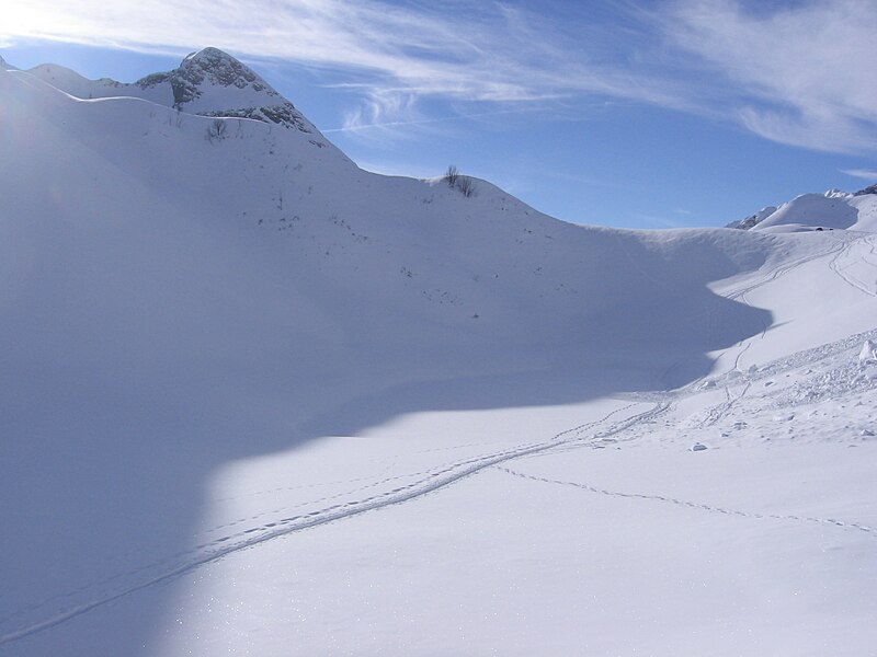 File:Lago Branchino (2).JPG