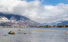 Vista del lago dalla Punta del corno.