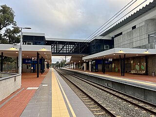 <span class="mw-page-title-main">Lakelands railway station</span> Railway station in Western Australia