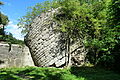 im Jahre 1685 gesprengter und umgekippter Bergfried der Burg Landeswehre, Thüringen