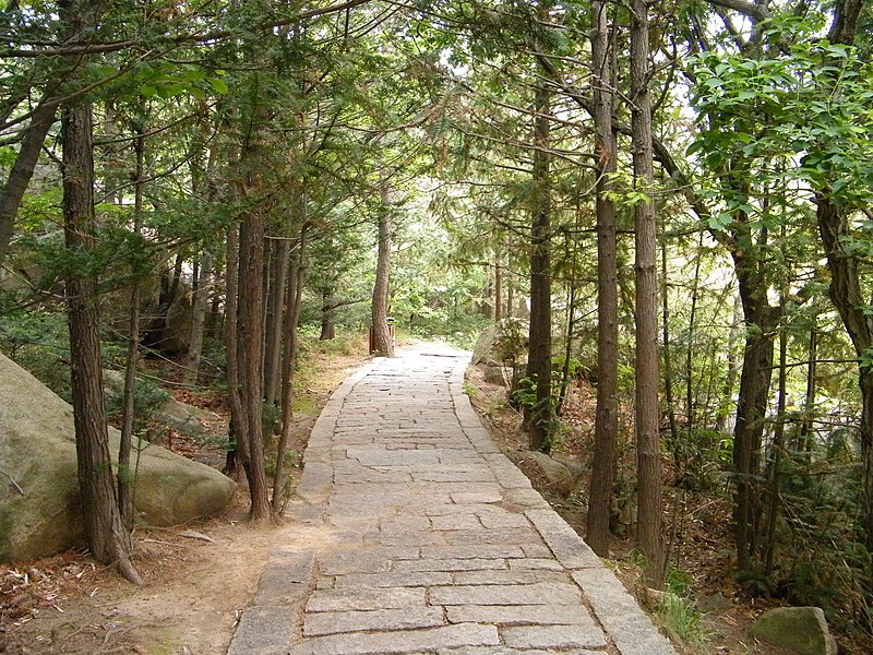 File:Laoshan, Qingdao, Shandong, China - panoramio (24).jpg