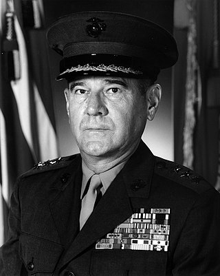 <span class="mw-page-title-main">Leo J. Dulacki</span> United States Marine Corps general