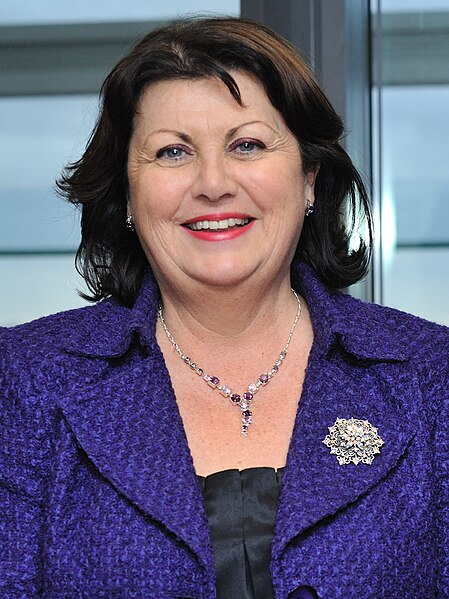 File:Máire Geoghegan-Quinn, November 2009 (cropped).jpg