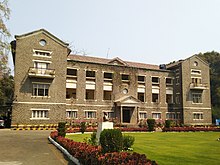 Main building of Agharkar Research Institute, Pune.jpg