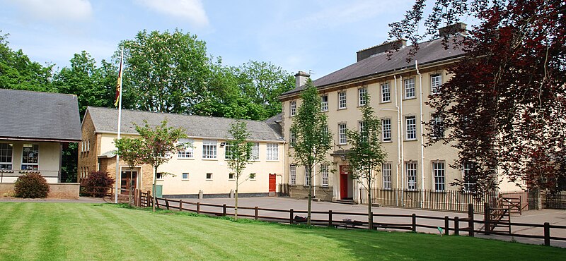 File:Main building of The Cathedral School, Llandaff, Cardiff, Wales.jpg