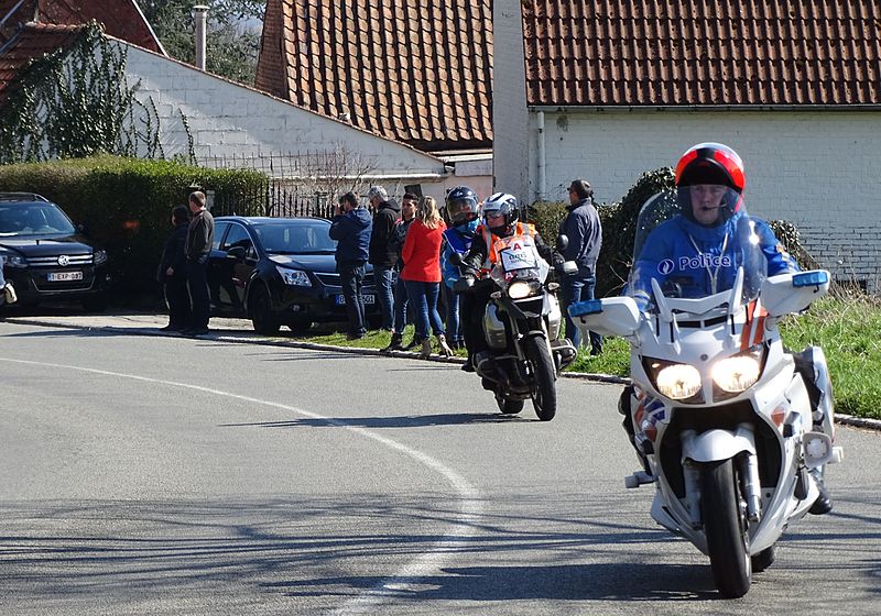 File:Mainvault (Ath) - Triptyque des Monts et Châteaux, étape 3, 5 avril 2015 (A18).JPG