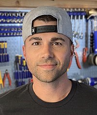 Mark Rober 2020 (cropped).jpg