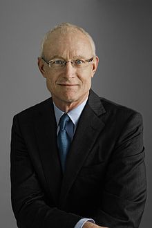 Michael Porter portrait.jpg