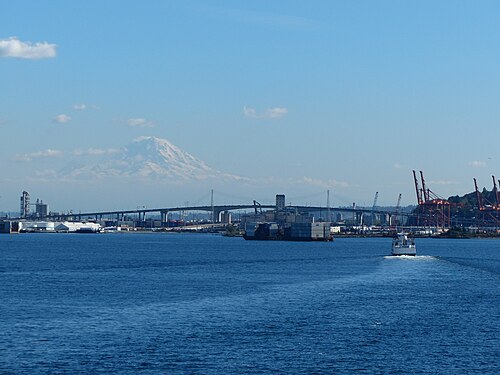 Mount Rainier from Bainbridge Island ferry, about 95 km