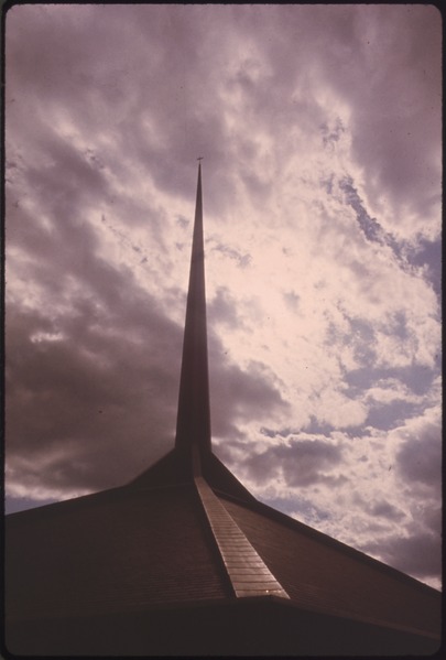 File:NORTH CHRISTIAN CHURCH, BUILT IN 1964 - NARA - 546466.tif