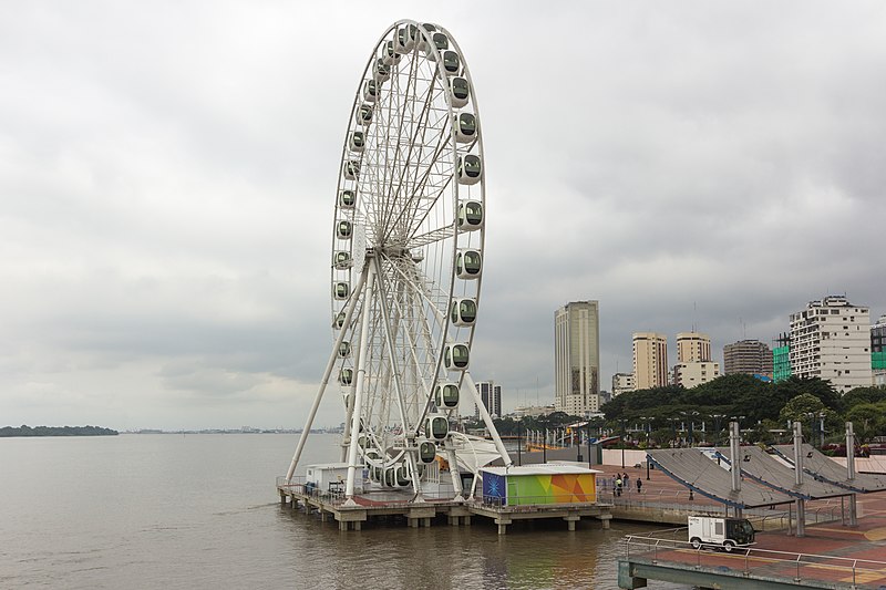 File:Noria en Malecón 2000, Guayaquil, Junio de 2017.jpg