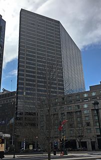 <span class="mw-page-title-main">One Logan Square</span> High-rise building located in the Logan Square neighborhood of Philadelphia, Pennsylvania
