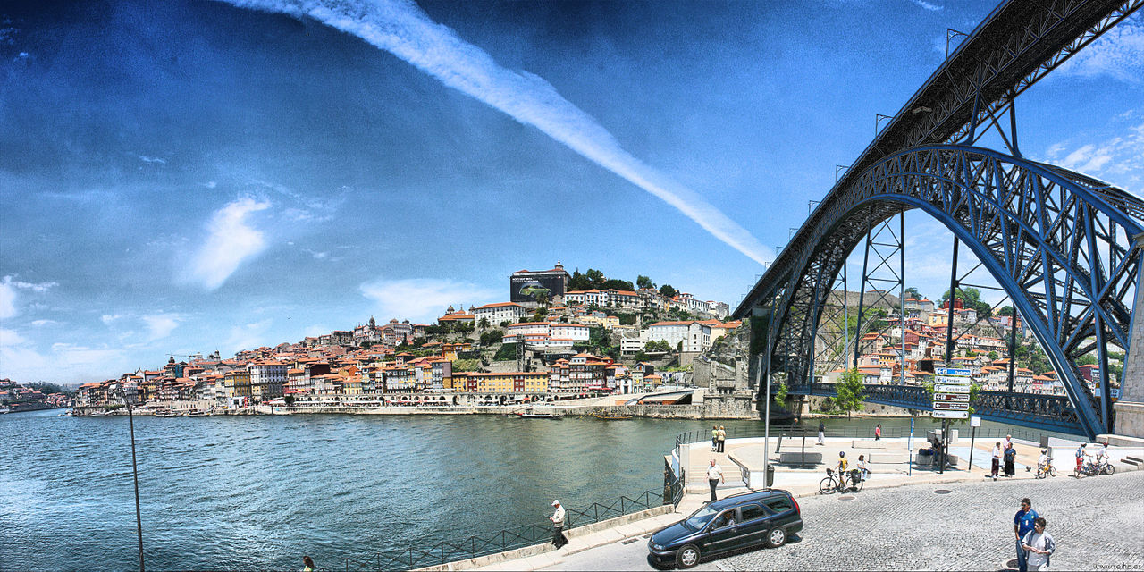 1280px-Oporto_%282583340885%29.jpg