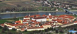 Osijek-Tvrdja DSC 0144 999.jpg