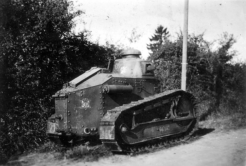 File:P003069 Renault FT mod 31 n°66187 near Lisieux, June 1940.jpg