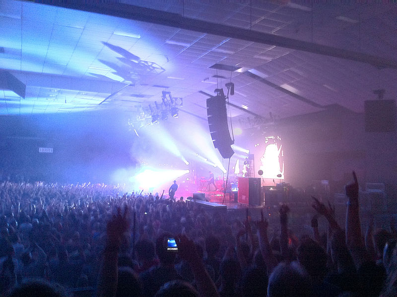 File:Pendulum live.jpg