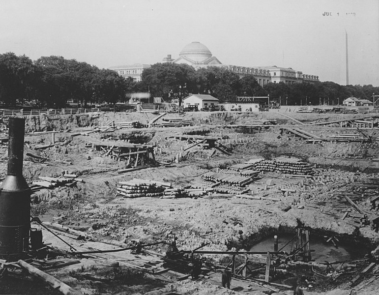 File:Photograph of the Construction of the Foundation for the National Archives Building, Washington, D.C. (36640151961).jpg