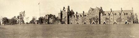 Trinity College in 1909, showing the Long Walk and three attached buildings: Northam (center), Jarvis (right), Seabury (left) PictureHartfordCTTrinityCollegePanorama1909.jpg